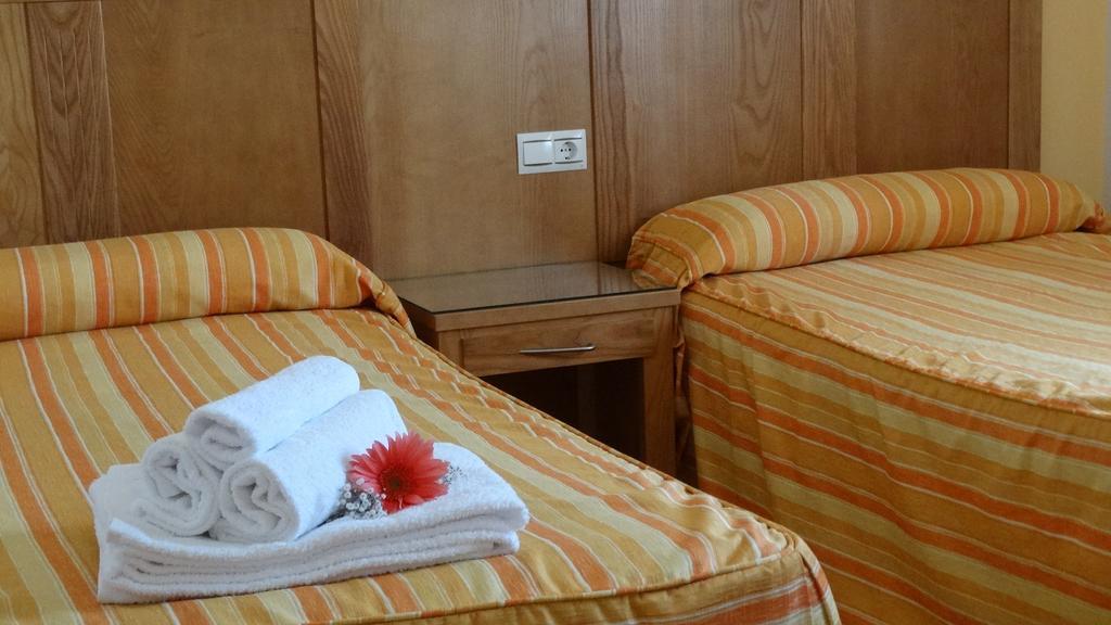 Apartamentos Turisticos Las Yucas トレ・デル・マール エクステリア 写真