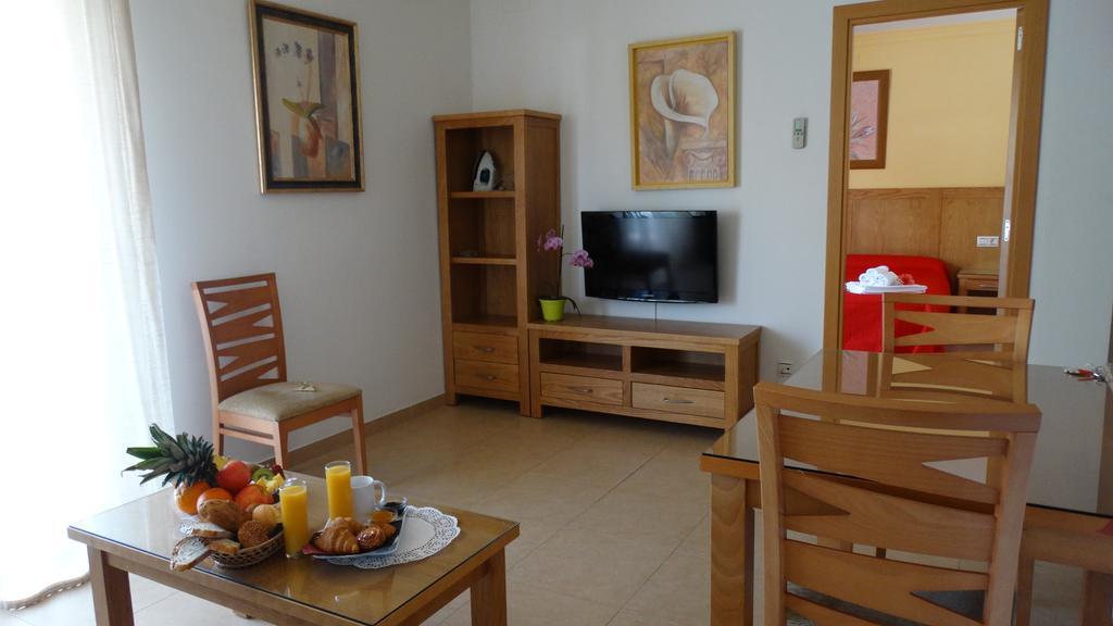 Apartamentos Turisticos Las Yucas トレ・デル・マール エクステリア 写真